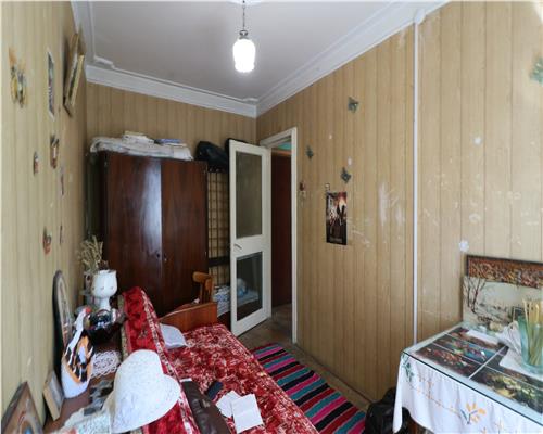 Apartament de 3 camere, etaj 1, Fara risc in Podu Ros