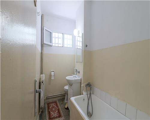 Apartament de 3 camere, etaj 1, Fara risc in Podu Ros