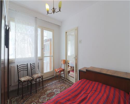 Apartament de 3 camere, etaj 1, Fara risc in Podu Ros