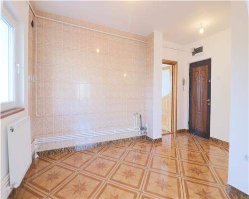 Apartament cu 5 camere, 137 mp, Pacurari Canta