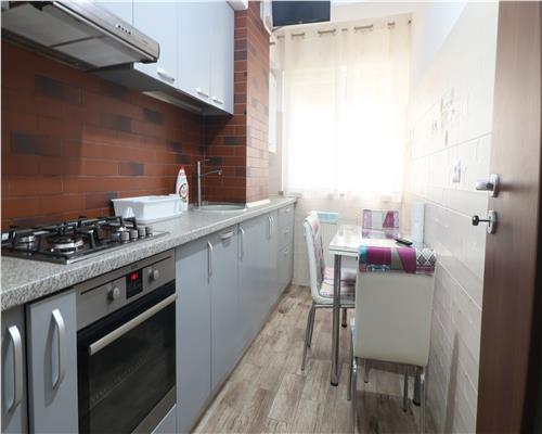 Apartament de 2 camere, bloc nou, decomandat, TERASA