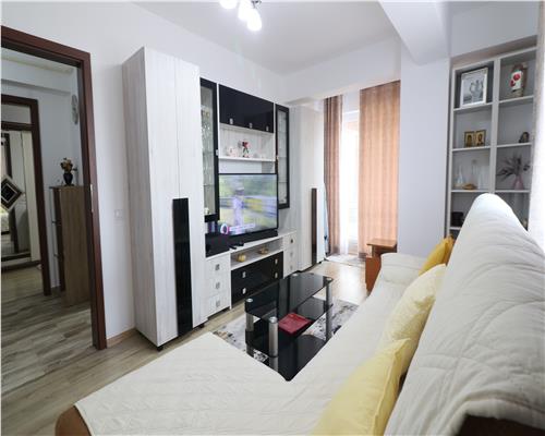 Apartament de 2 camere, bloc nou, decomandat, TERASA