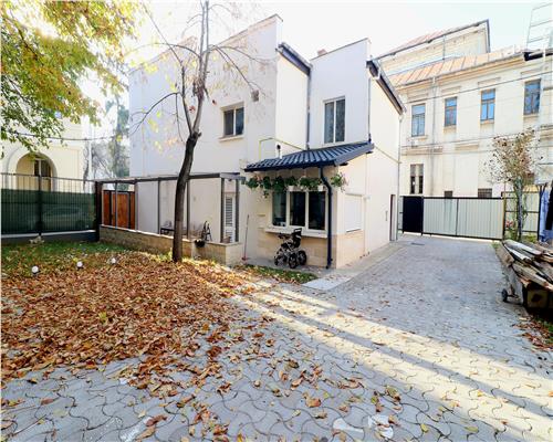 Apartament de 52 mp, str. Cuza Voda, etaj 1