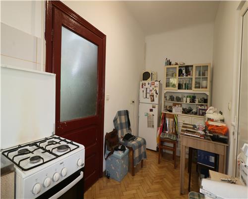 Apartament de 52 mp, str. Cuza Voda, etaj 1