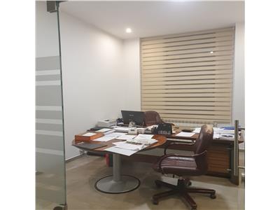 Spatiu Comercial Birouri 378 mp, Ultracentral  Fundatie