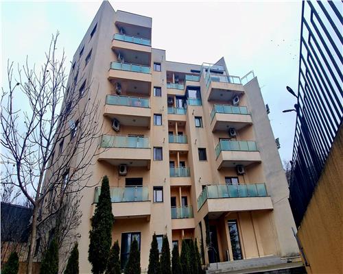 Apartament de 3 camere, Copou, etaj 2 cu mutare imediata