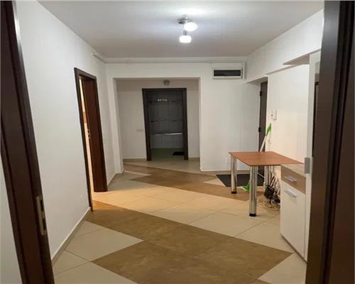 Apartament 2 camere IASICON + loc de parcare