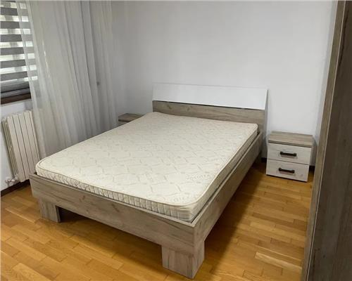 Apartament 2 camere IASICON + loc de parcare