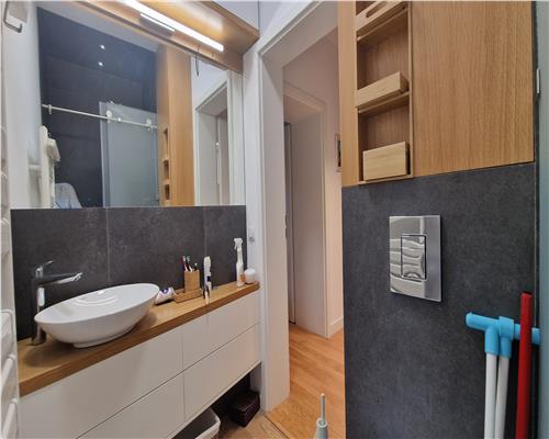 Apartament de lux in Cantemir, curte privata